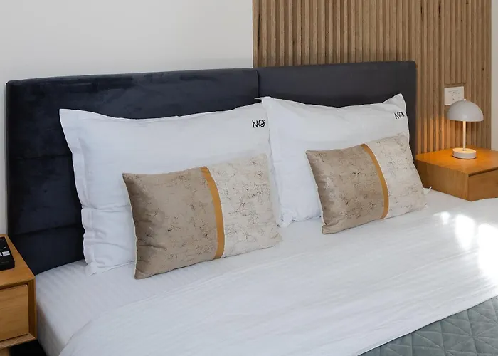 Mohost Art - Feel The Art Of Comfort *